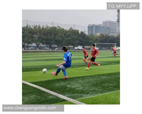 赛后分析：重庆与西安足球队心理素质对比及其影响因素探讨